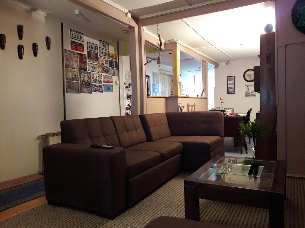 Hostal Torres Del Paine 2 بونتا أريناس المظهر الخارجي الصورة